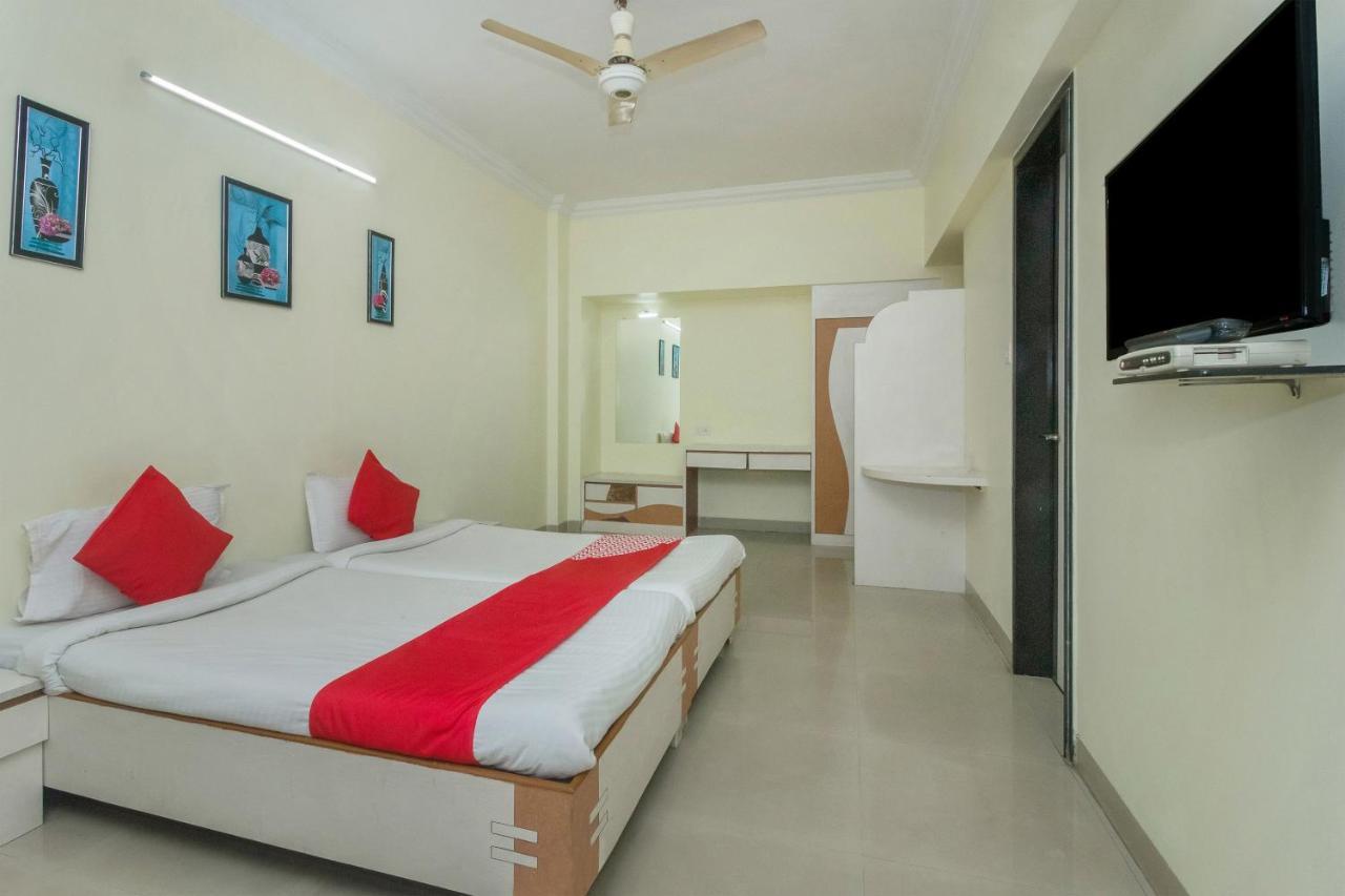 Flagship 4387 Hotel Theem Plaaza Nashik Ngoại thất bức ảnh