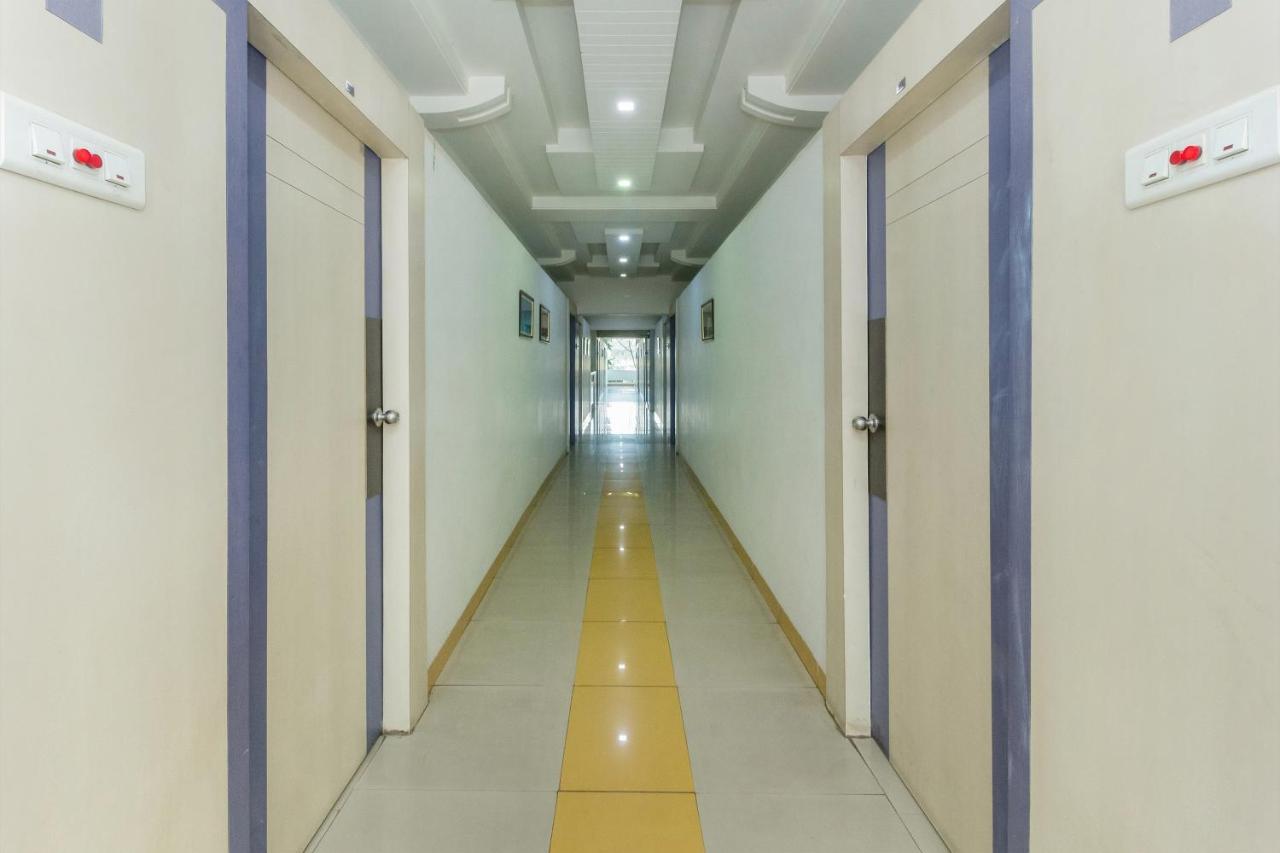 Flagship 4387 Hotel Theem Plaaza Nashik Ngoại thất bức ảnh